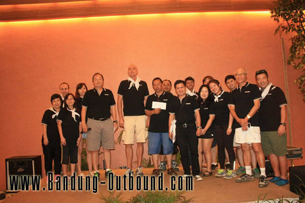 Outbound-Team-gathering-Liebherr-Singapore-bandung-1
