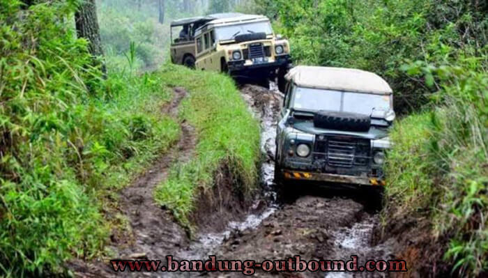 Wisata Offroad Cikole Lembang